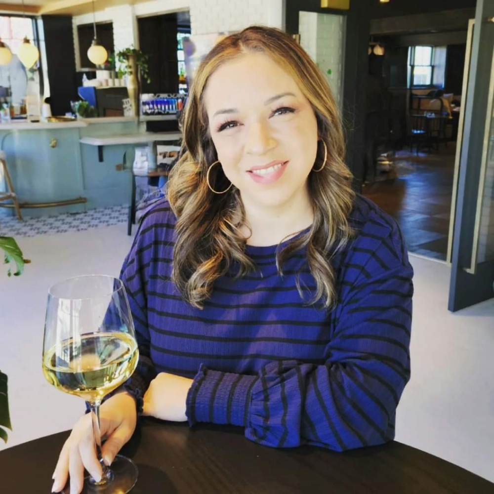 Meet your Posher, Samia